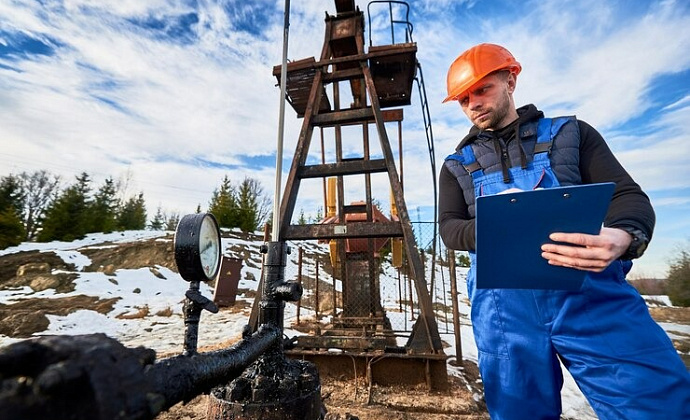 Оператор по добыче нефти и газа